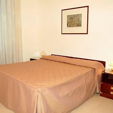Hotel Residence Villa Tassoni-3